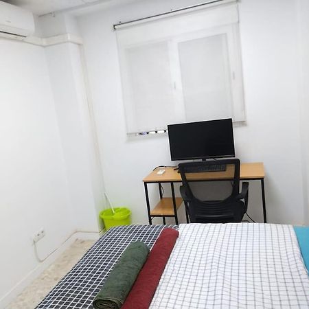 Appartment As A Service. Book It Now Malaga Ngoại thất bức ảnh