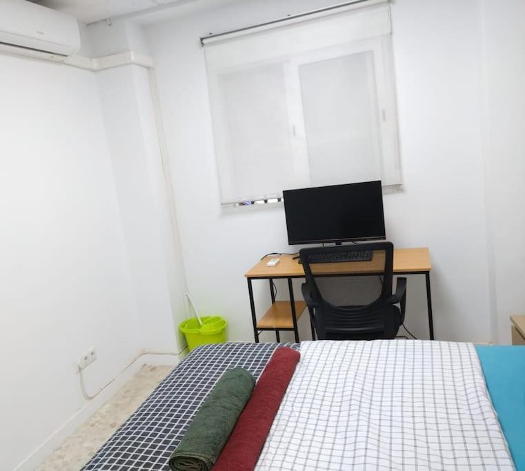 Appartment As A Service. Book It Now Malaga Ngoại thất bức ảnh